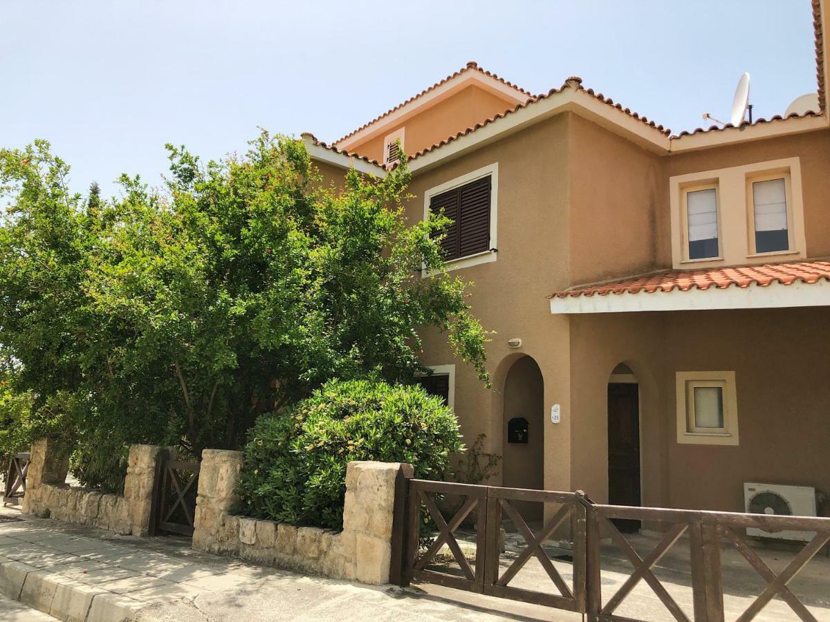 Eden Gardens Maisonette Apartment *